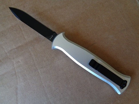 AKC EVO Silver D/A OTF Italian Automatic Knife Black Drop Point 4 AKC EVO Silver D/A OTF Italian Automatic Knife Black Drop Point - Image 2