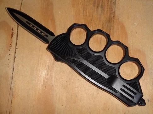 Biker USA Black D/A OTF Trench Automatic Knuckle Knife Two Tone Dagger 4 Biker USA Black D/A OTF Trench Automatic Knuckle Knife Two Tone Dagger - Image 2