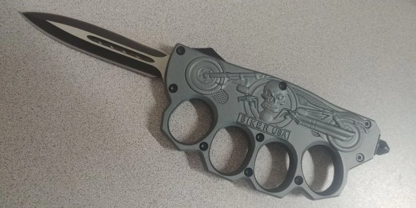 Biker USA Gray D/A OTF Trench Automatic Knuckle Knife Two Tone Dagger 3 Biker USA Gray D/A OTF Trench Automatic Knuckle Knife Two Tone Dagger